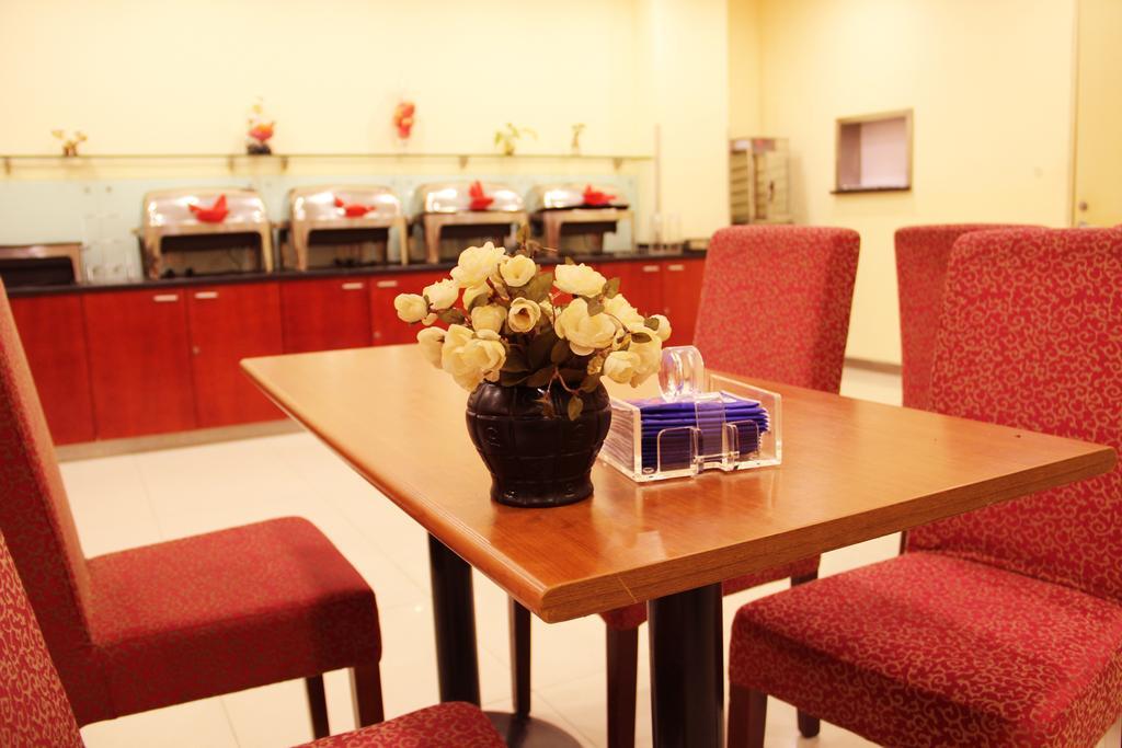 Hanting Hotel Shaoxing North Huancheng Road Exterior photo